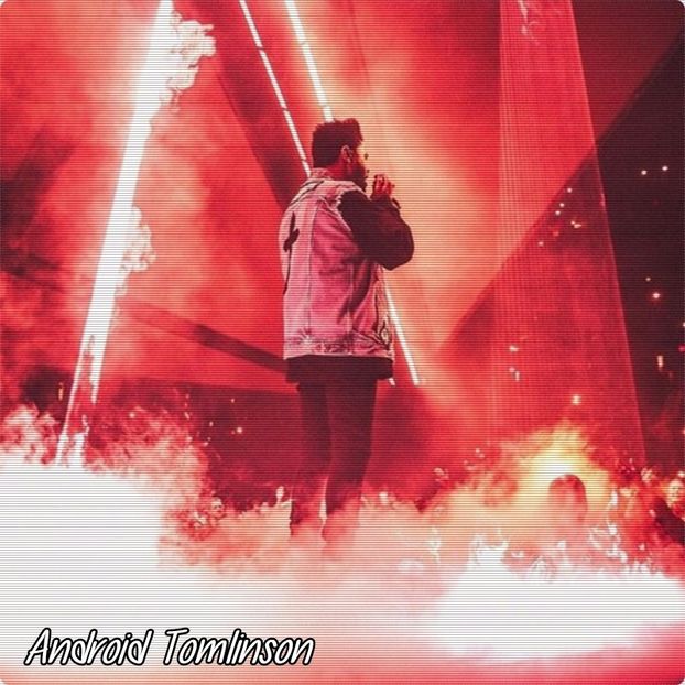 ➟♚`STARBOY↫❤☓. (dau să urc scările, și fără să observ, mă ciocnesc de tine, dându-mă apoi - SO1xE01 Who are you to judge