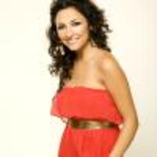 8xuoZl525062-01 - Andra