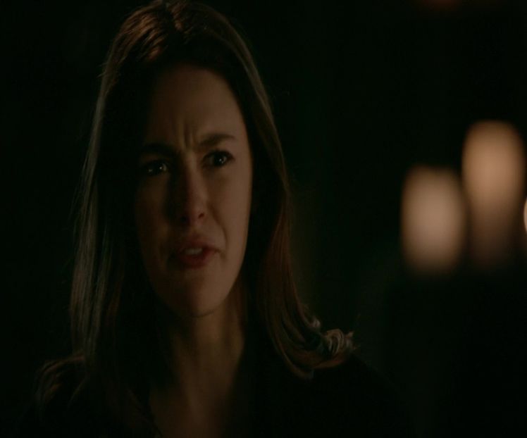 Imi pare rau ca esti tata ! *pleaca in camera ei* - episodul 62