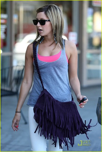 JJ_Winters_Plum_Fringed_Bag_on_Ashley_Tisdale