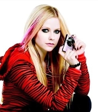 avril-lavigne-canon-3 - Avril Lavigne