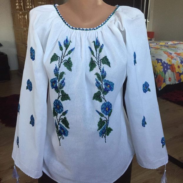 received_968155700052349 - Iile  mele cusute cu  margele