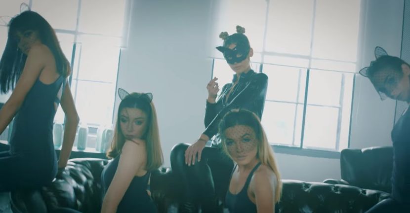 bandicam 2018-11-13 20-53-29-282 - A - 69