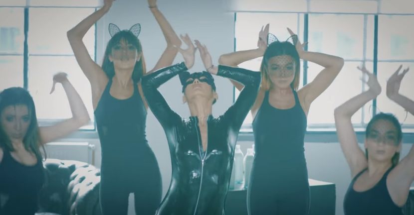 bandicam 2018-11-13 20-53-34-776 - A - 69