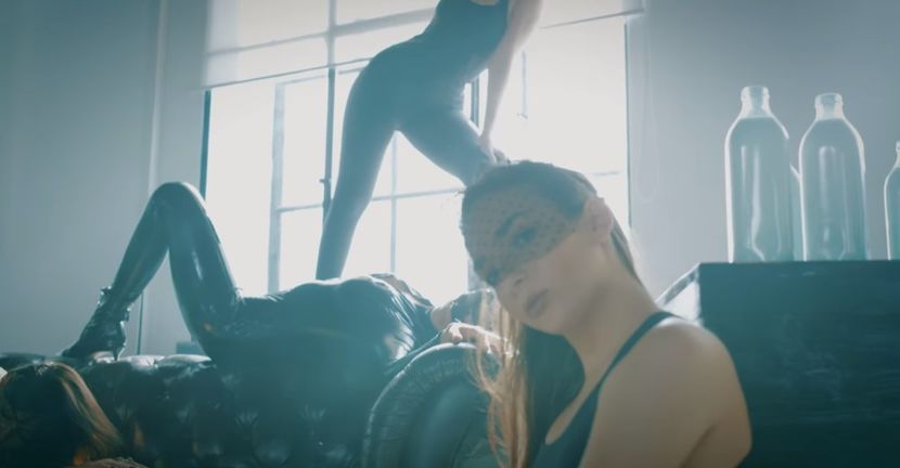 bandicam 2018-11-13 21-01-32-924 - A - 69 - 2