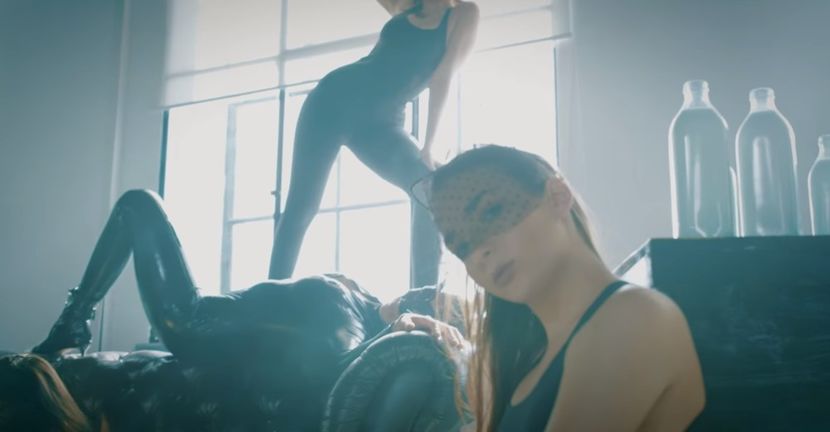 bandicam 2018-11-13 21-01-33-330 - A - 69 - 2