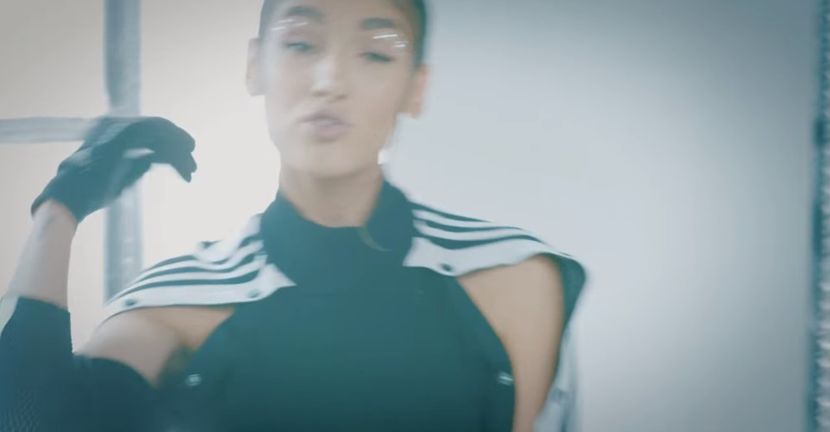 bandicam 2018-11-13 21-01-47-636 - A - 69 - 2