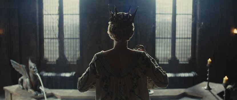 ▬ Urmatoarea zi la prima raza de soare cineva se bucura de ritualul infrumisetarii sale fara vreun - I - The Goddess Of Death - Change Of Heart