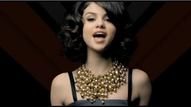 4 - Selena Gomez Naturally