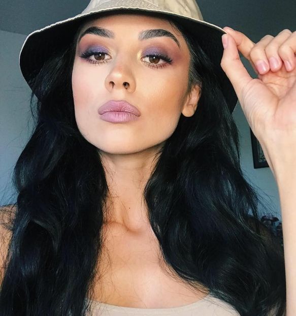 Cronica Carcotasilor - Cronica Carcotasilor Part 1