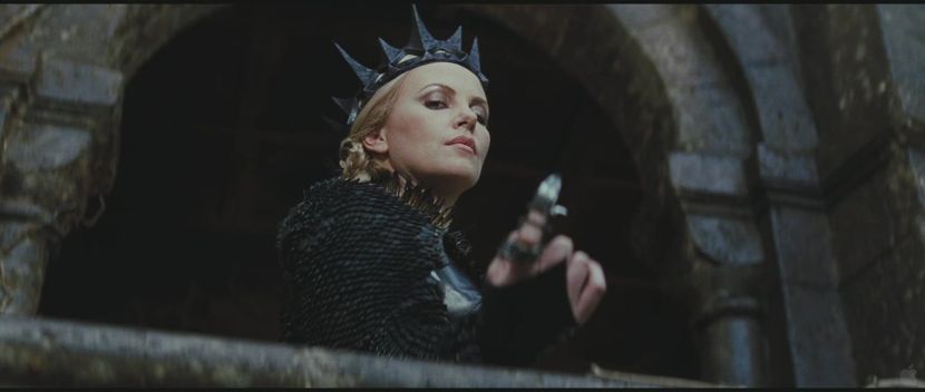 ▬ stiu ca nu au cum sa fuga sau sa se ascunda de a tot stiutoarea lor Regina ce ii conduce mereu - I - The Goddess Of Death - Change Of Heart