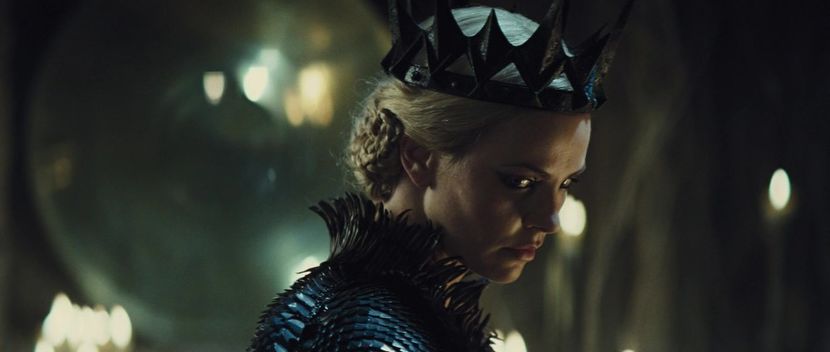 ▬ Freya insasi. Ceea ce o determina sa imi mute privirea pe partea dreapta a ei revenind la - I - The Goddess Of Death - Change Of Heart