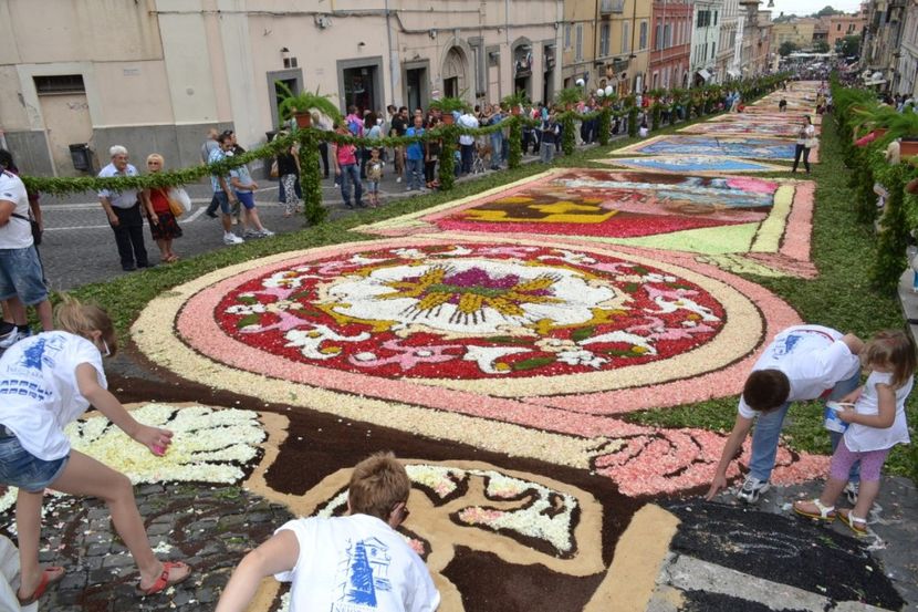  - Infiorata