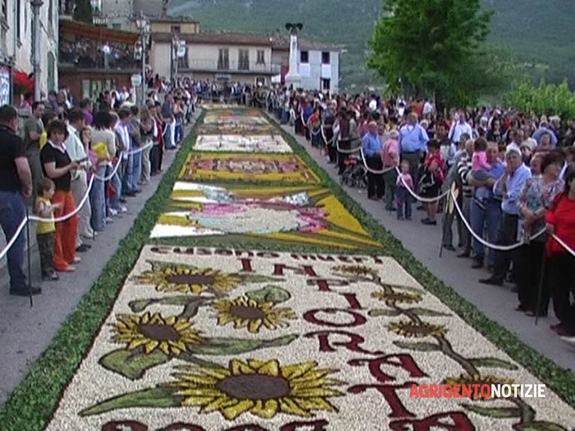  - Infiorata