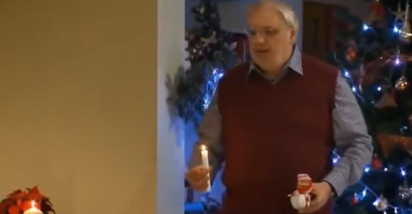 bandicam 2018-11-24 21-06-07-330 - 01 craciun sez 01 - 01