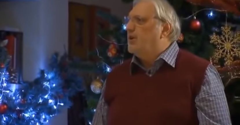 bandicam 2018-11-24 21-06-21-349 - 01 craciun sez 01 - 01