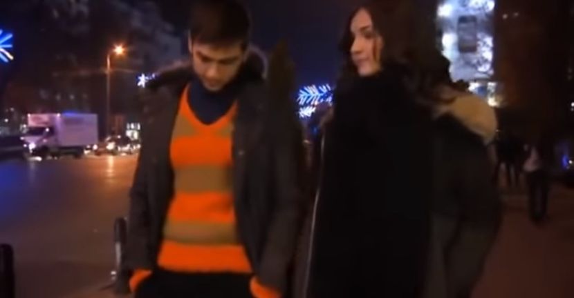 bandicam 2018-11-24 21-10-34-112 - 01 craciun sez 01 - 02