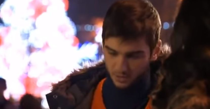 bandicam 2018-11-24 21-11-09-030 - 01 craciun sez 01 - 02