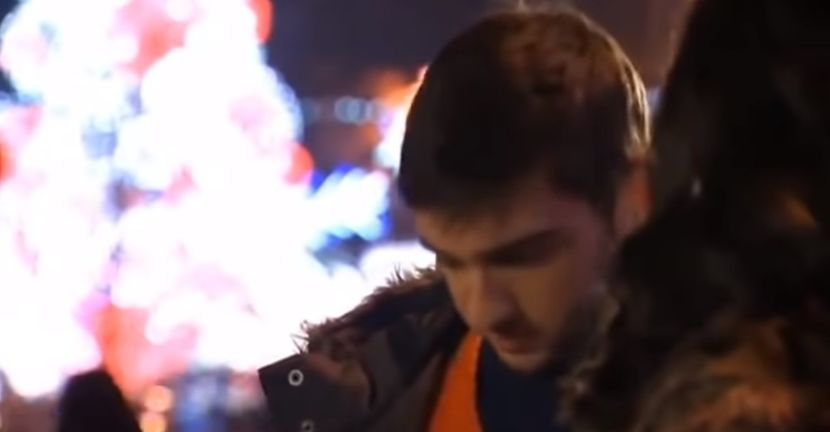 bandicam 2018-11-24 21-11-09-798 - 01 craciun sez 01 - 02