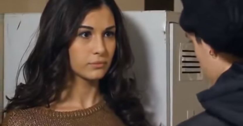 bandicam 2018-11-24 21-20-56-868 - 01 craciun sez 01 - 04