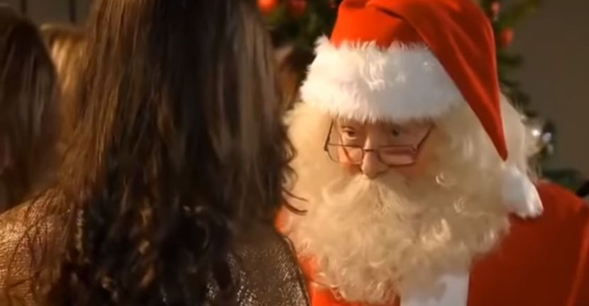 bandicam 2018-11-24 21-24-34-908 - 01 craciun sez 01 - 04