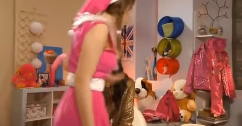 bandicam 2018-11-24 21-32-04-991 - 01 craciun sez 01 - 06