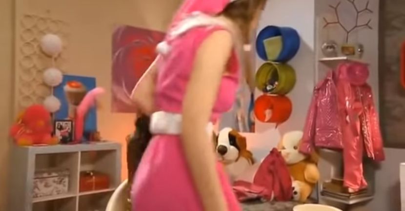 bandicam 2018-11-24 21-32-05-193 - 01 craciun sez 01 - 06