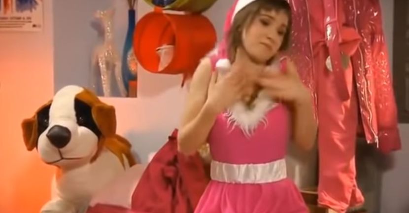 bandicam 2018-11-24 21-32-15-904 - 01 craciun sez 01 - 06