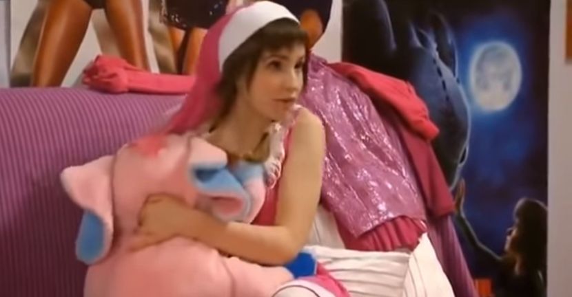 bandicam 2018-11-24 21-32-25-698 - 01 craciun sez 01 - 06