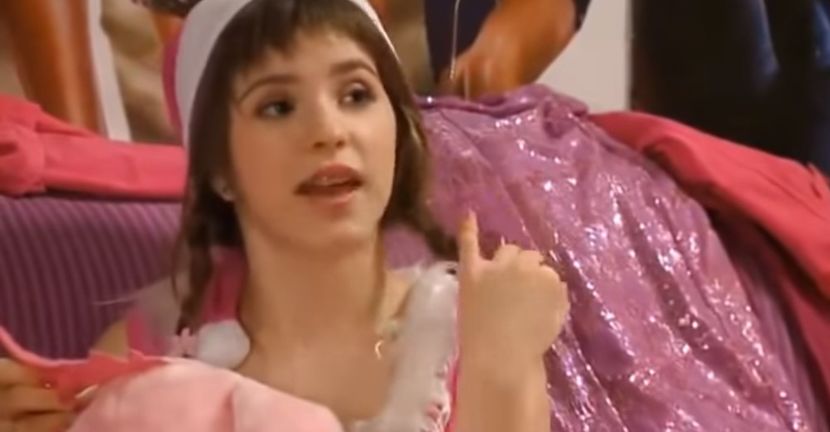 bandicam 2018-11-24 21-33-09-080 - 01 craciun sez 01 - 06