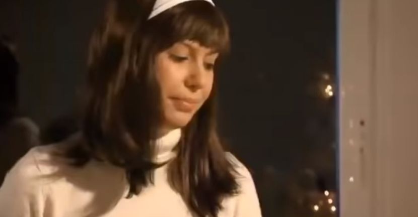 bandicam 2018-11-24 21-33-34-081 - 01 craciun sez 01 - 06