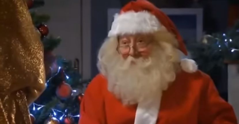 bandicam 2018-11-24 21-33-45-267 - 01 craciun sez 01 - 06