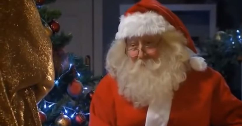 bandicam 2018-11-24 21-33-46-981 - 01 craciun sez 01 - 06