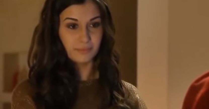 bandicam 2018-11-24 21-33-48-859 - 01 craciun sez 01 - 06