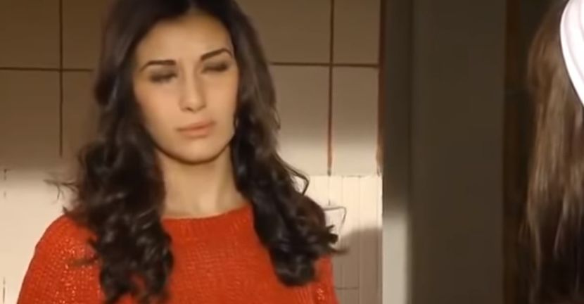 bandicam 2018-11-24 21-41-21-058 - 01 craciun sez 01 - 07