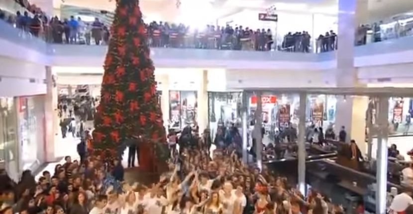 bandicam 2018-11-24 21-46-40-287 - 01 craciun sez 01 - 08