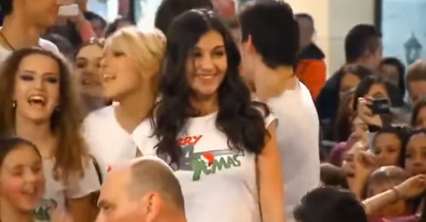 bandicam 2018-11-24 21-47-59-006 - 01 craciun sez 01 - 08