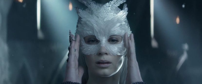 ▬ Uite cine imi paseste in minte cautand un raspuns pentru toate cele intamplate armatei ei, pentru - I - The Goddess Of Death - Change Of Heart