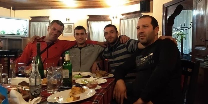  - 2--PORUMBARI PASARARI PRIETENI