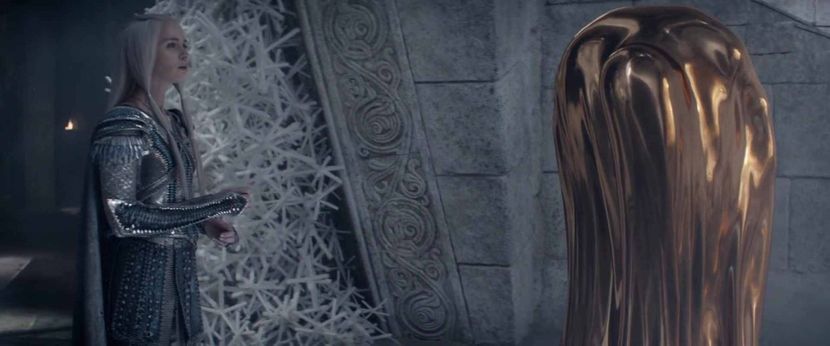 ▬ Nu ai vazut pana acum manifestarile oglinzii? Nici nu ai avut unde, Ravenna a avut mereu grija sa - I - The Goddess Of Death - Change Of Heart