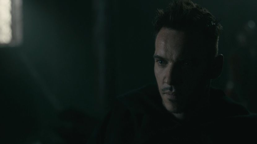 ▬ Ai ajuns intr-un punct in care nu trebuia sa ajungi dragule, prin in gheata propriei tale Regina, - I - The Goddess Of Death - Change Of Heart