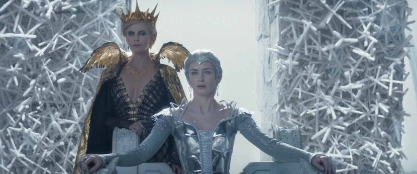 ▬ Freya se intoarce pe tronul ei incercand sa para ceea ce toti isi doresc sa vada de la o Regina, - I - The Goddess Of Death - Change Of Heart