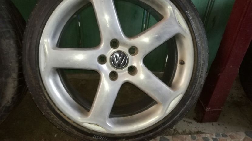  - De vinzare jante aliaj si anvelope