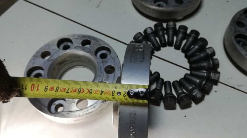 Distantiere 2,5 cm , 5x110 - De vinzare jante aliaj si anvelope