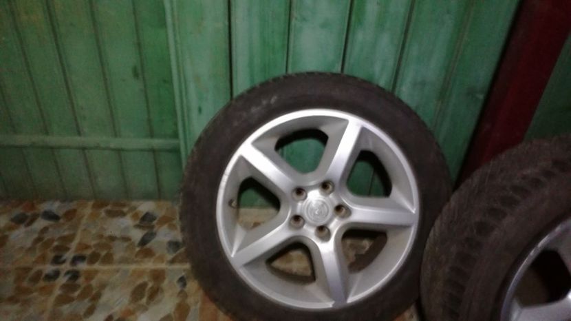  - De vinzare jante aliaj si anvelope