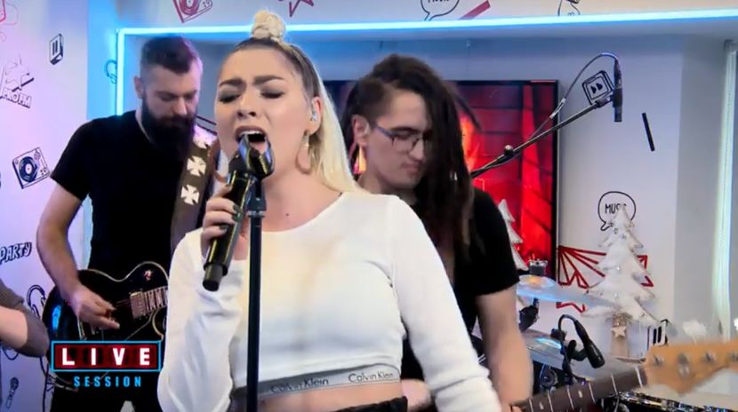 bandicam 2018-12-11 23-00-27-118 - a JO - poze