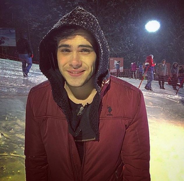 capture-20181211-235335 - a Mircea - poze