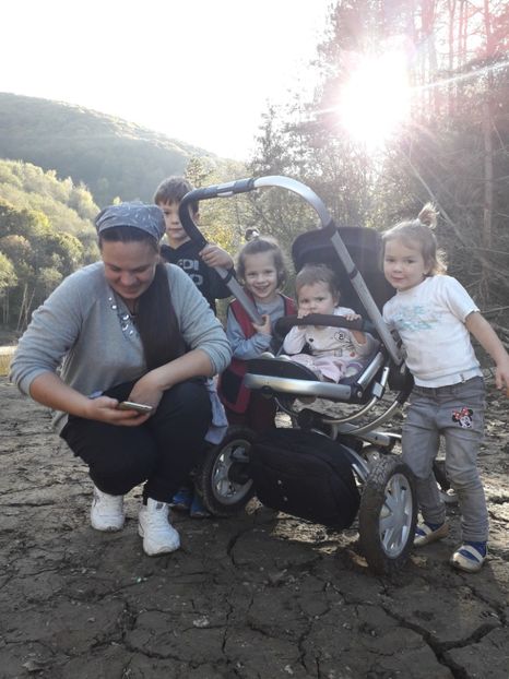  - 3 Familia-sustinatorii acestui sport