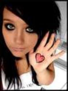 emo girl (17) - poze emo girl