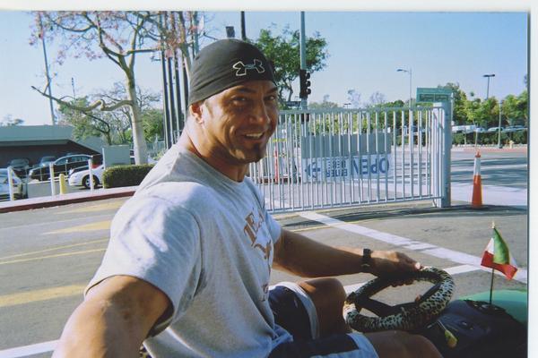 e1ac8258be98e9a6946b7792aec90d8e - dave batista